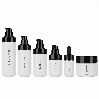 los cosméticos de empaquetado determinados del skincare de lujo de 50ml 80ml 100ml 120ml baten los envases del tarro