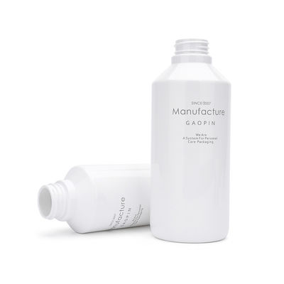 El champú blanco del ANIMAL DOMÉSTICO de QS embotella la bomba de la loción de 300ml 500ml para el acondicionador de pelo